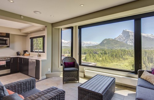Banff Hotel | The Juniper Hotel