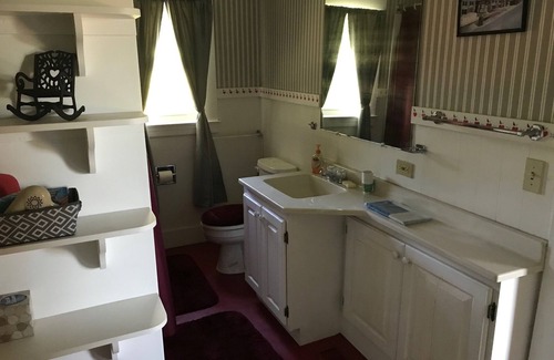 Lyndonville Other | The Justus Buchler House: Your Launchpad for fun!