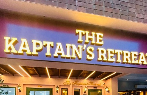 Sector 35 Hotel | The Kaptain's Retreat