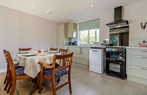 Hereford House | The Kingfisher at Canon Bridge Fishery