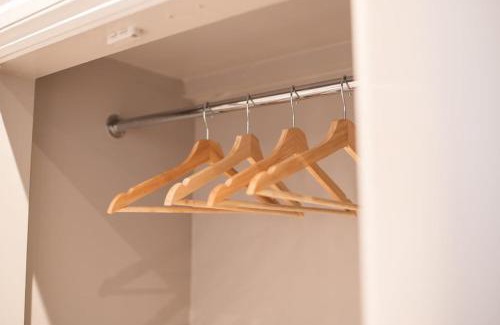 Upper Town Apartment | The Kings Courtyard Apartment