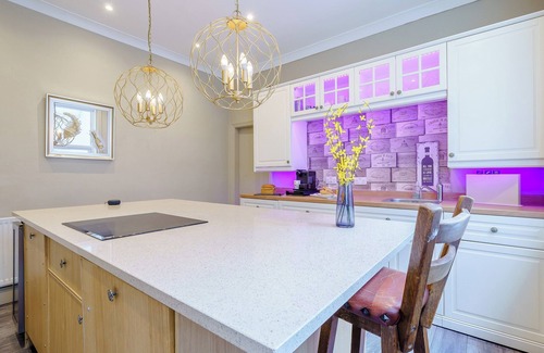 South Shore Cottage | The Kings Landing Spa