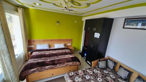 Almora House | The Kiwi Shadow Guest House