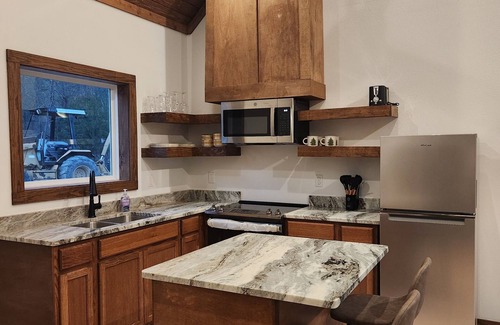 Hot Springs Cabin | The Knotty Pine: Cabins at Northwoods minutes from hiking, biking and more.