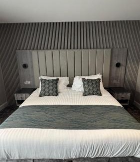 Macduff Hotel | The Knowes Hotel & Restaurant