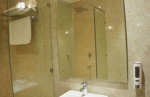 Bareilly Hotel | The Krati Resort