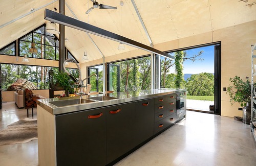 Kangaroo Valley House | The Lair, Kangaroo Valley. Luxurious retreat with stunning Valley views