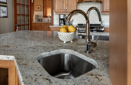 Central Okanagan House | The Lake House at Westside