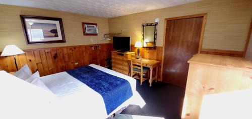 Lake George Hotel | The Lake Motel