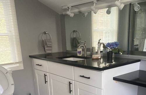 South Britain House | The Lake Zoar getaway