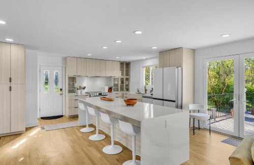 Hendersonville House | The Lakehouse