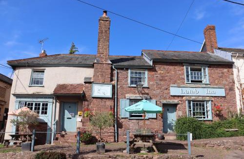 Sandford Hotel | The Lamb Inn