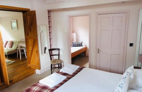 Sandford Hotel | The Lamb Inn