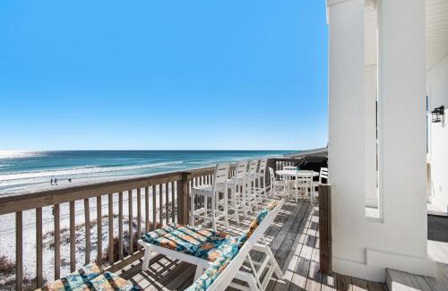 Miramar Beach House | The Land of Ahhhs