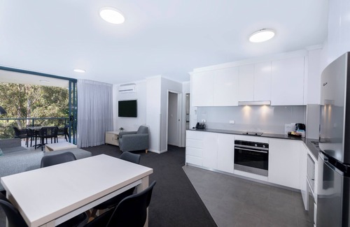 Nelson Bay Hotel | The Landmark Resort Nelson Bay