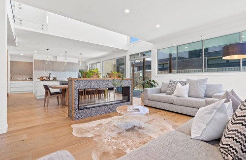 Lennox Head Apartment | The Lane is an opulent holiday home ideal for a family and friends retreat.