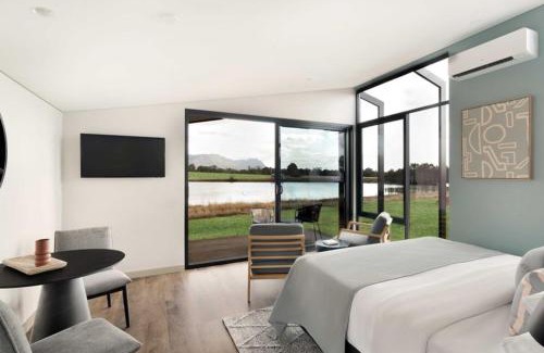 Pokolbin Hotel | The Lane Retreat