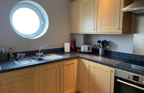 New Forest District Apartment | The lantern, 2 Bedroom Apartment Hythe Southampton