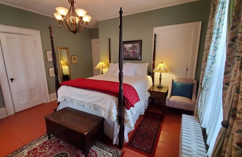 Annapolis Royal Bed & Breakfast | The Lark & Loon Inn