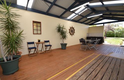 Kingscote House | The Lazaret