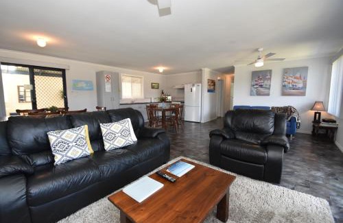 Kingscote House | The Lazaret