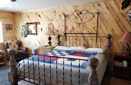 Panguitch Other | The Lazy Ass Ranch. The Field and Stream Room. Very pet-friendly. Tempur-Pedic.