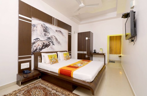 Mount Abu Hotel | The Leef Inn