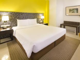 Ploenchit Hotel | The Legacy Hotel Nana Sukhumvit, Aspira Collection