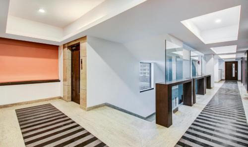 Santacruz Hotel | The Legend Hotel- Santacruz Near Mumbai International Airport