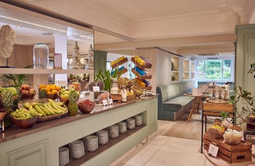 Euston Hotel | The Level at Melia White House
