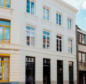 Ghent Hotel | The Librarian by Domani Hotels