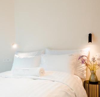 Ghent Hotel | The Librarian by Domani Hotels