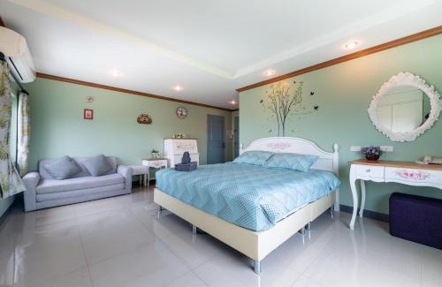 Pa Daet Hotel | The Lilly Hotel