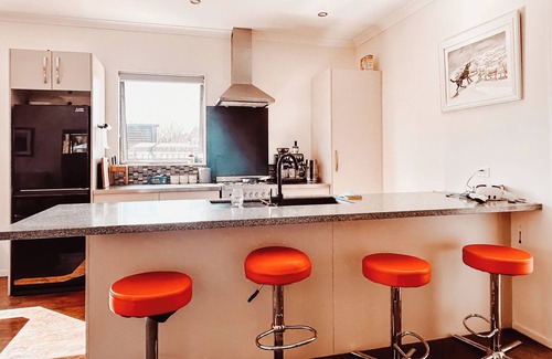 Hokitika House | The Lilly Pad is Lily’s awesome west coast pad - This summer she's offering it to you!