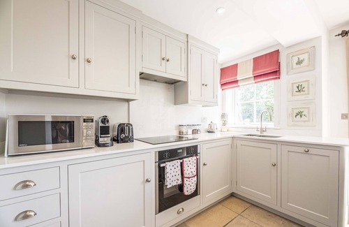 Thorpeness Apartment | The Lily Pad - sleeps 2 guests in 1 bedroom