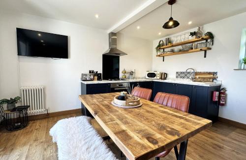 Newquay House | The Little Cottage at Porth