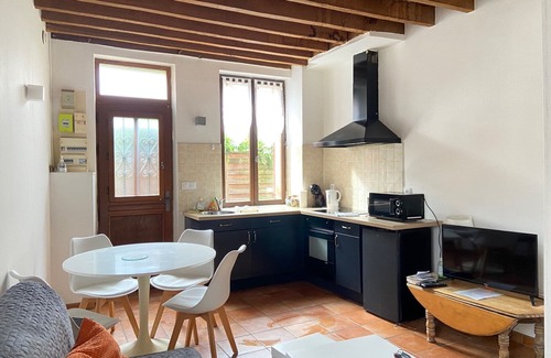 La Ferte-Saint-Aubin House | The little house solognote