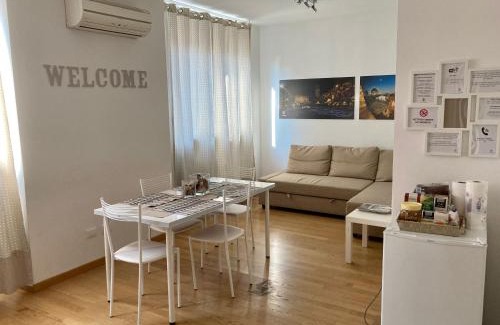 Stazione Apartment | The Little House in Bergamo