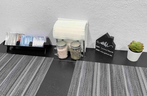 Pinecrest West Park Apartment | The little Paris suite