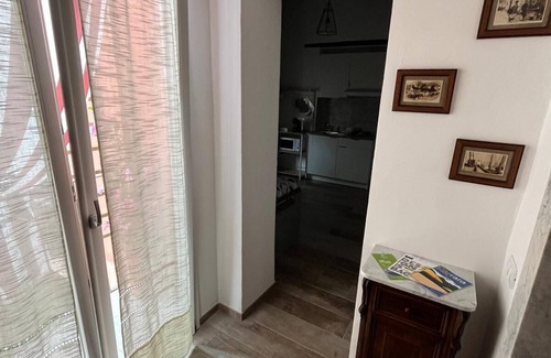 Carrara House | "The little room " is a small accommodation, with a separate entrance on the floor.