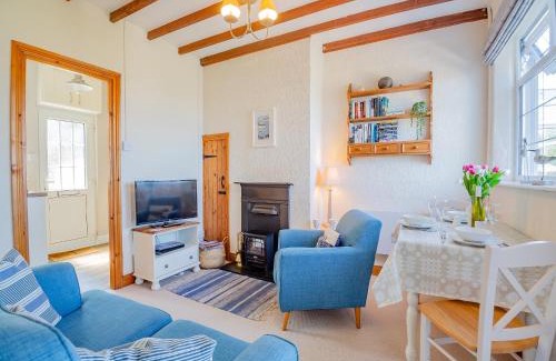 Trefor House | The Lobster Pot