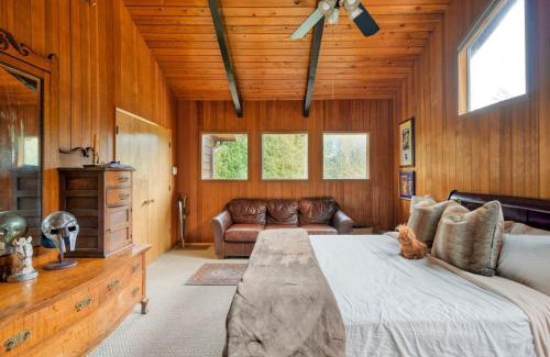 Marmot House | The Lodge at Highland Farms