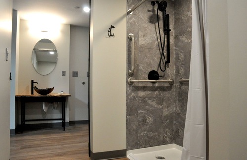 Nelsonville Hotel | The Lodge at Hocking College