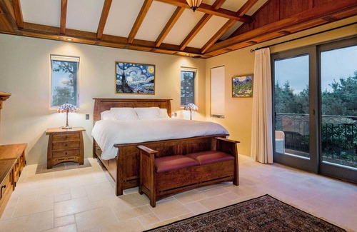 Mahone Bay Cabin | The Lodge at Strum Island - A Private Island Paradise with a Club Ambiance