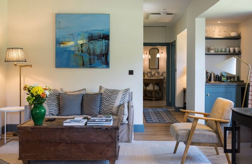 Galashiels Cottage | The Lodge at The Yair - Riverside comfort in the Scottish Borders