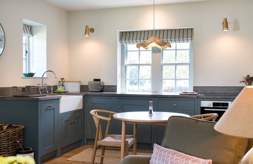 Galashiels Cottage | The Lodge at The Yair - Riverside comfort in the Scottish Borders