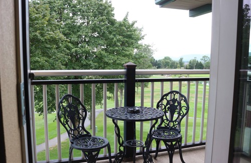 Danielsville Cabin | The Lodge at Woodstone Country Club