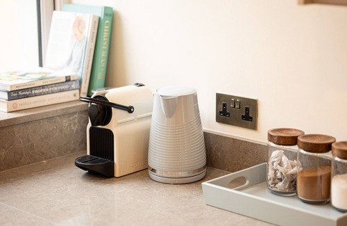 Newby Bridge Cottage | THE LODGE, pet friendly, country holiday cottage in Newby Bridge