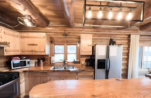 Lake Ann House | The Lodge-Sleeping Bear Resort in Lake Ann Michigan