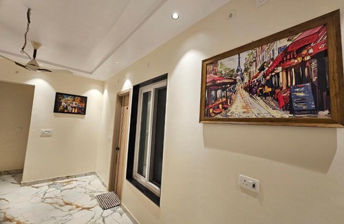 Greater Noida Hotel | The Lodgers Boutique Hotel Near India Expo Centre & Mart Greater Noida